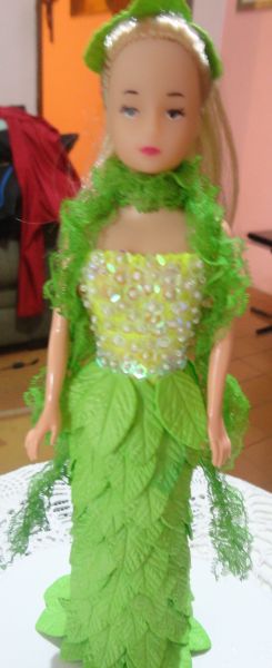 Boneca decoradas em eva